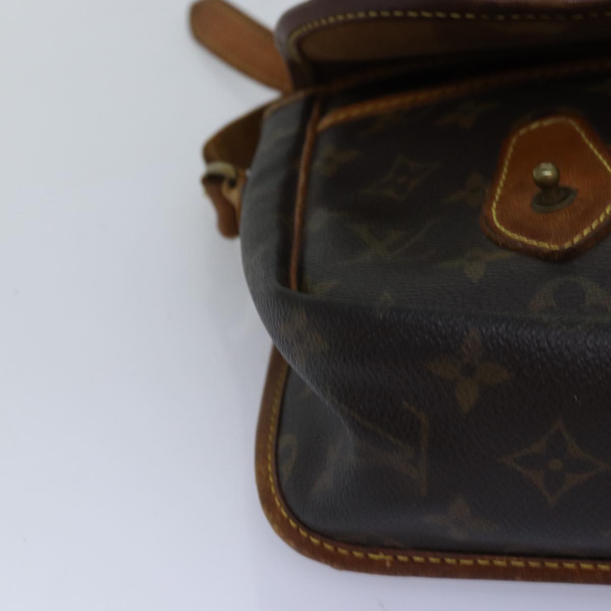 LOUIS VUITTON Monogram Gibeciere MM Shoulder Bag M42247 LV Auth bs14301