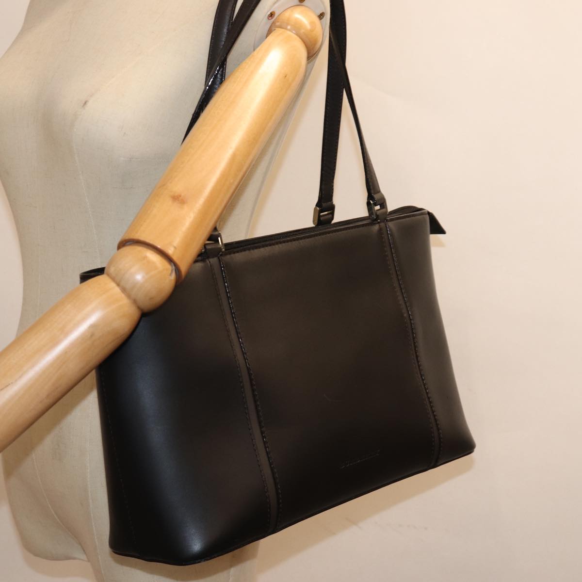 BURBERRY Tote Bag Leather Black Auth bs14319