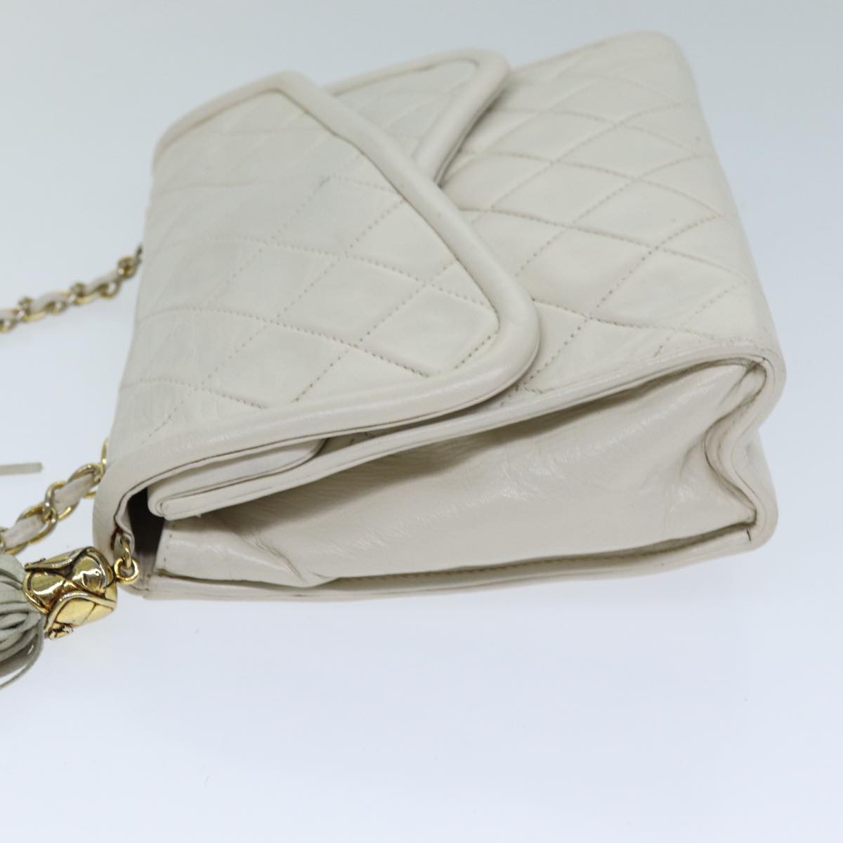 CHANEL Chain Shoulder Bag Lamb Skin White CC Auth bs14403