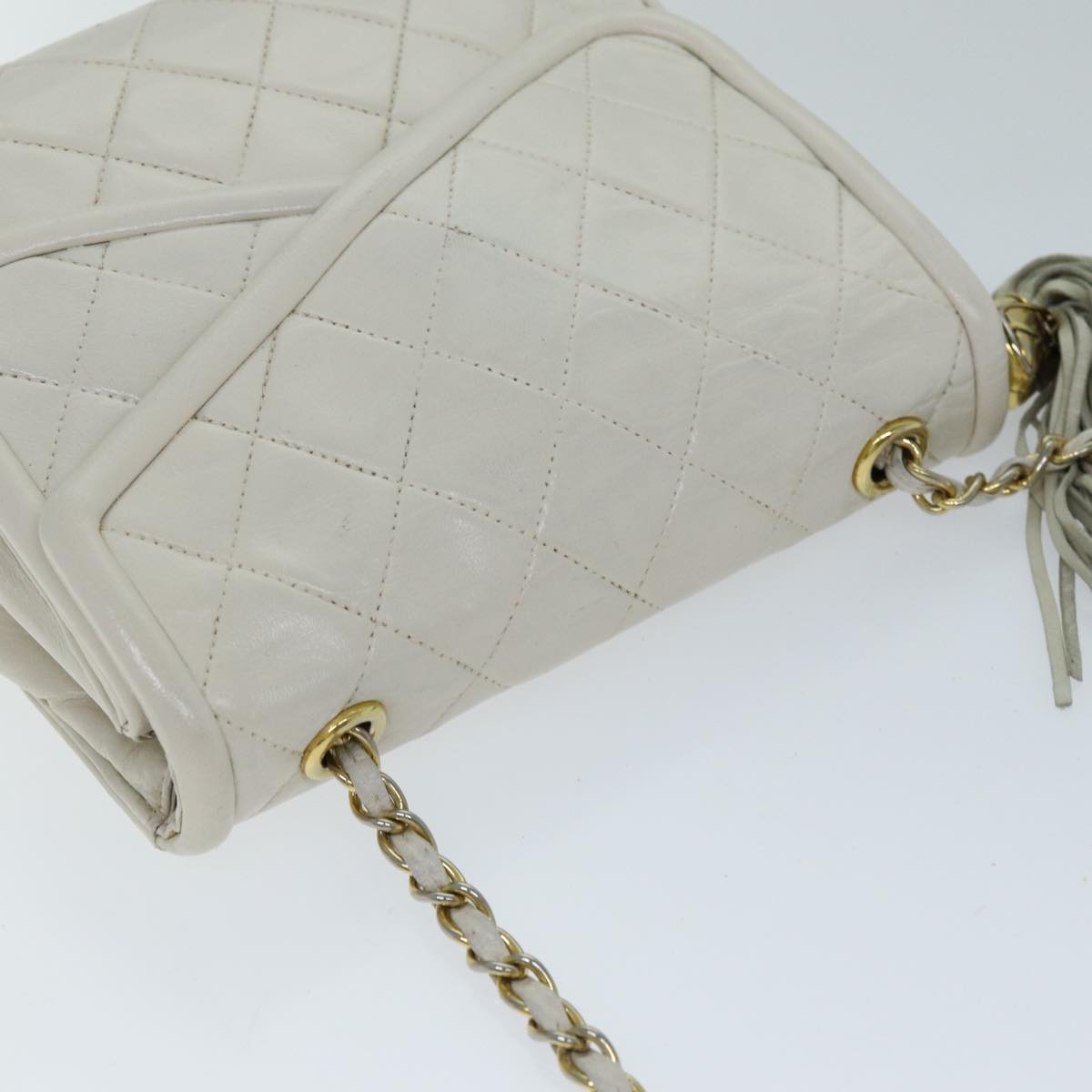 CHANEL Chain Shoulder Bag Lamb Skin White CC Auth bs14403