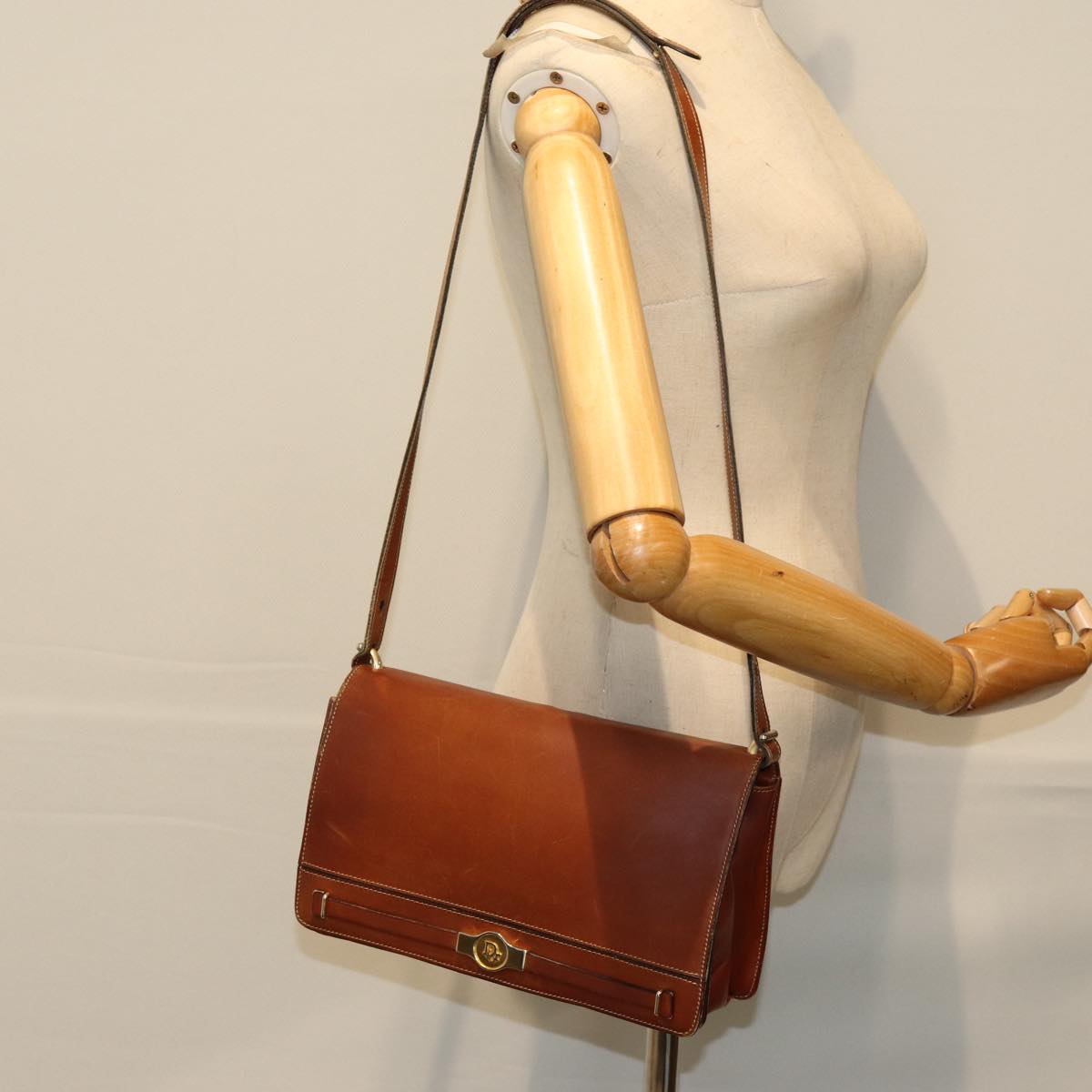 Christian Dior Shoulder Bag Leather Brown Auth bs14488