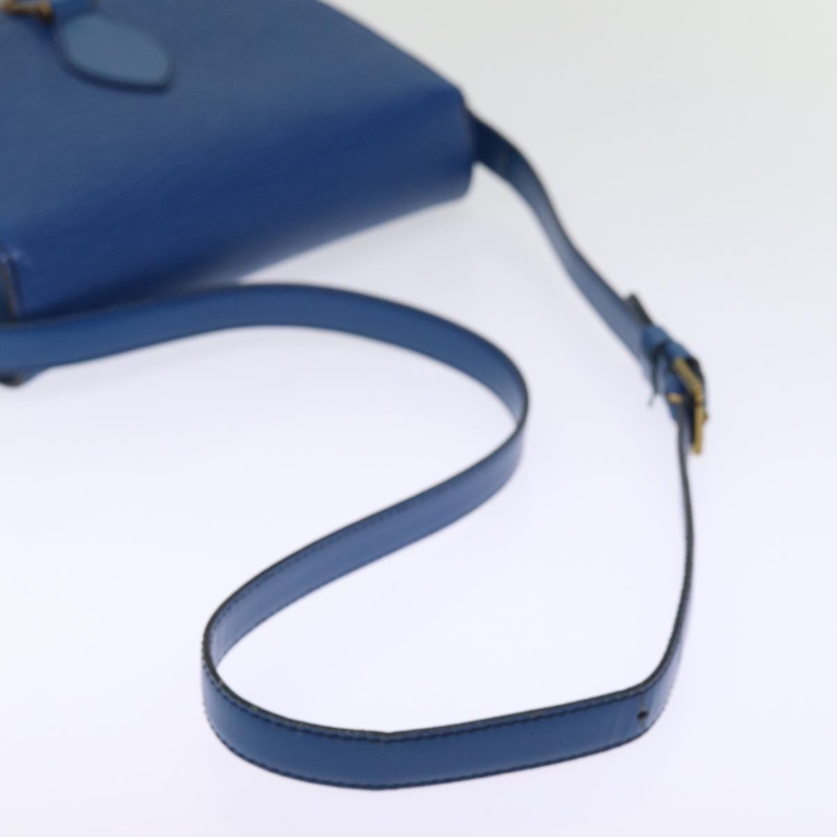 LOUIS VUITTON Epi Saint Cloud GM Shoulder Bag Toledo Blue M52195 LV Auth bs14557