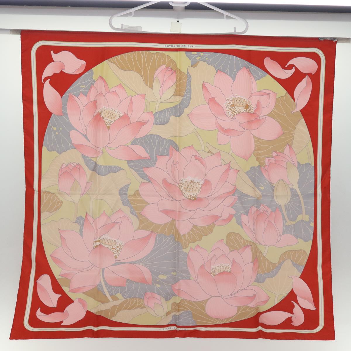 HERMES Carre 90 Scarf ”FLEURS DE LOTUS” Silk Red Auth bs14588