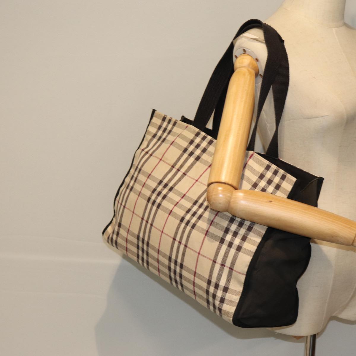 BURBERRY Nova Check Tote Bag Canvas Beige Auth bs14604