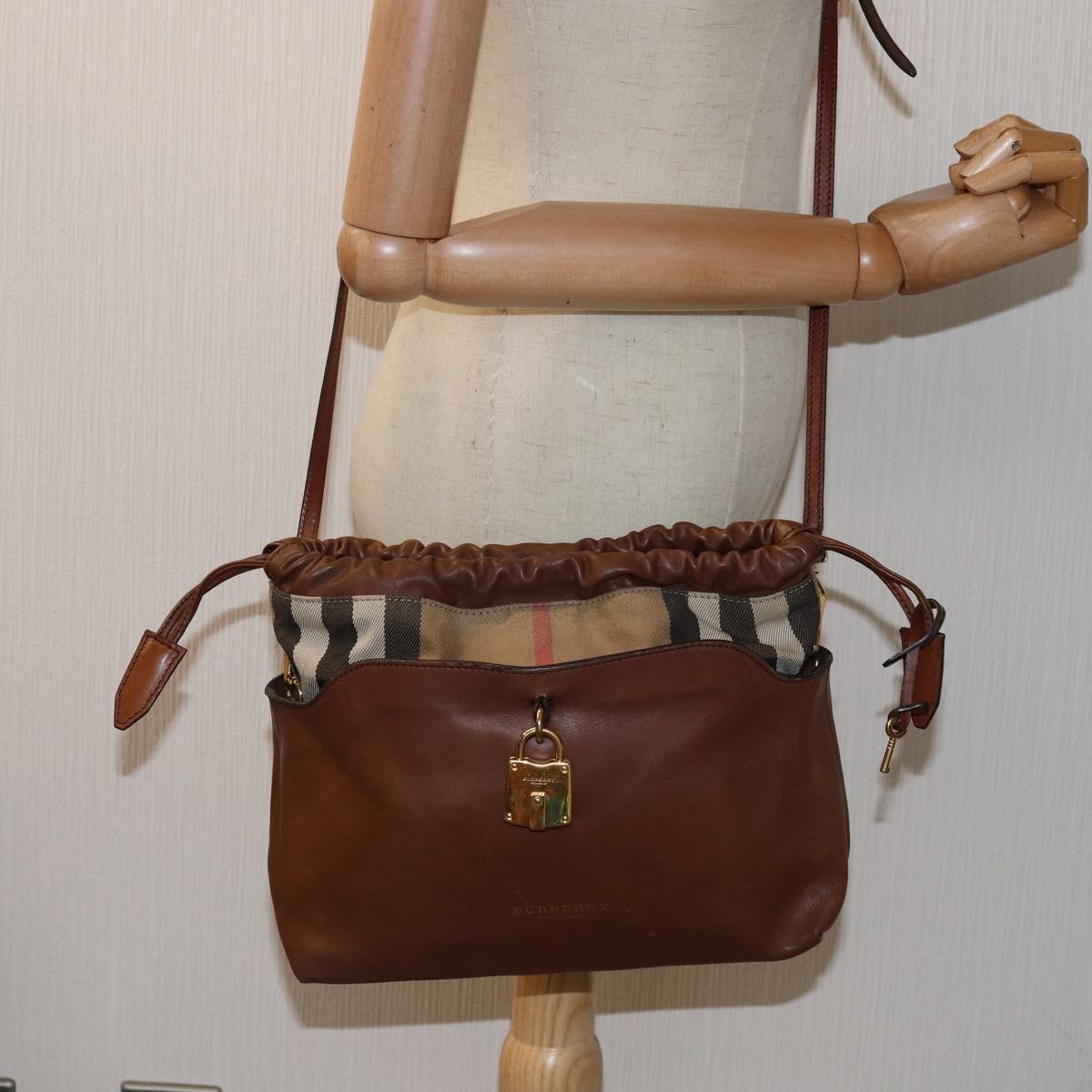 BURBERRY Nova Check Shoulder Bag Canvas Leather Beige Brown Auth bs14644