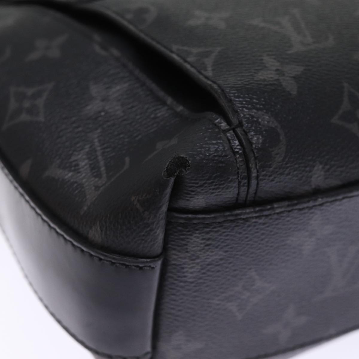 LOUIS VUITTON Monogram Eclipse Odyssey Messenger MM Bag M44224 LV Auth bs14669