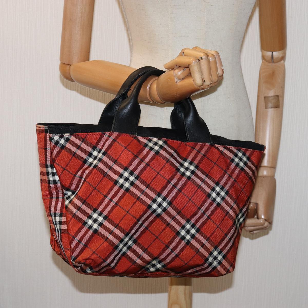 BURBERRY Nova Check Hand Bag Nylon Red Auth bs14690