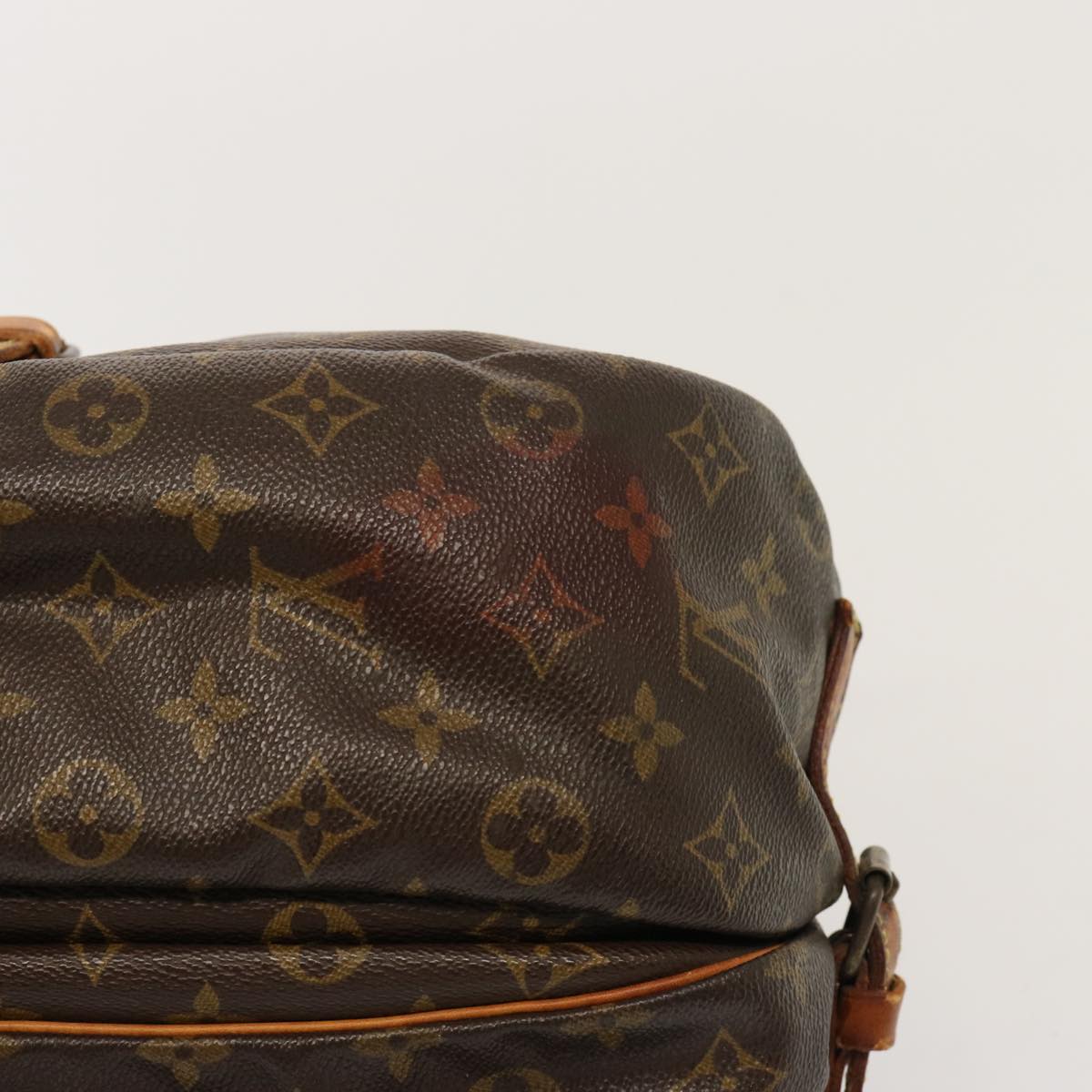 LOUIS VUITTON Monogram Saumur 35 Shoulder Bag M42254 LV Auth bs14746