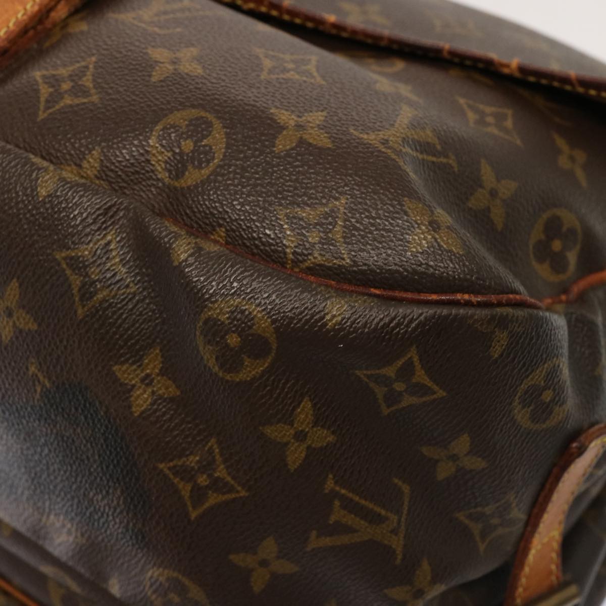 LOUIS VUITTON Monogram Saumur 35 Shoulder Bag M42254 LV Auth bs14746