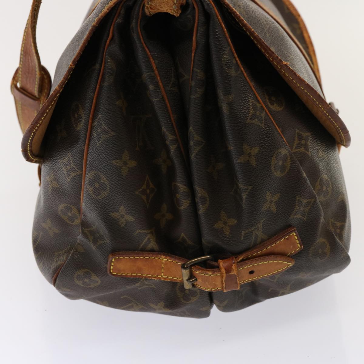 LOUIS VUITTON Monogram Saumur 35 Shoulder Bag M42254 LV Auth bs14746