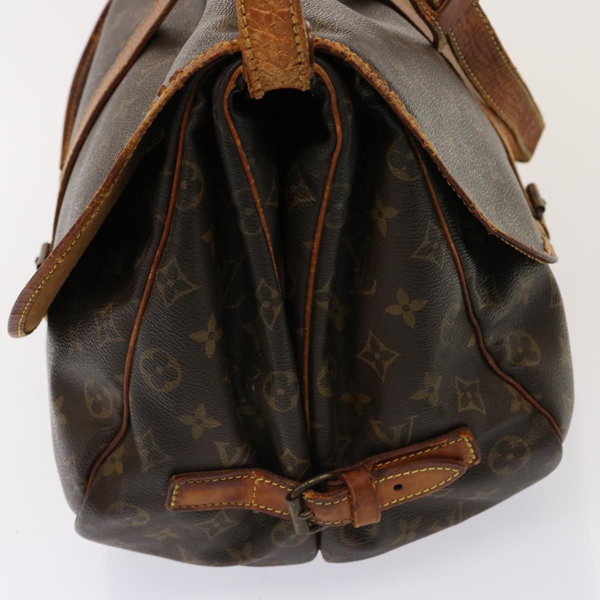 LOUIS VUITTON Monogram Saumur 35 Shoulder Bag M42254 LV Auth bs14746