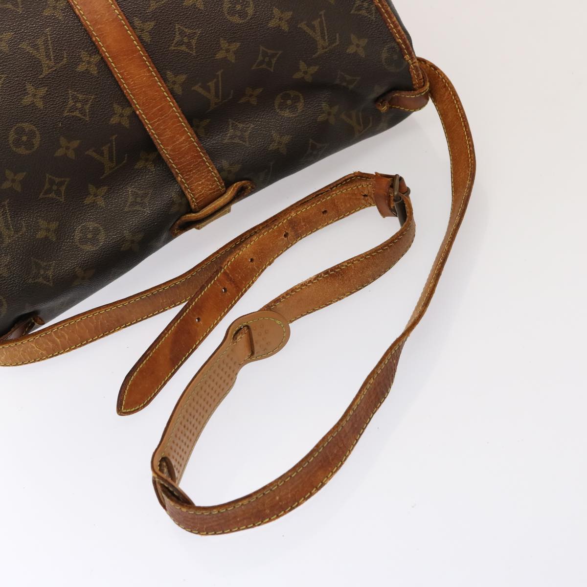 LOUIS VUITTON Monogram Saumur 35 Shoulder Bag M42254 LV Auth bs14746