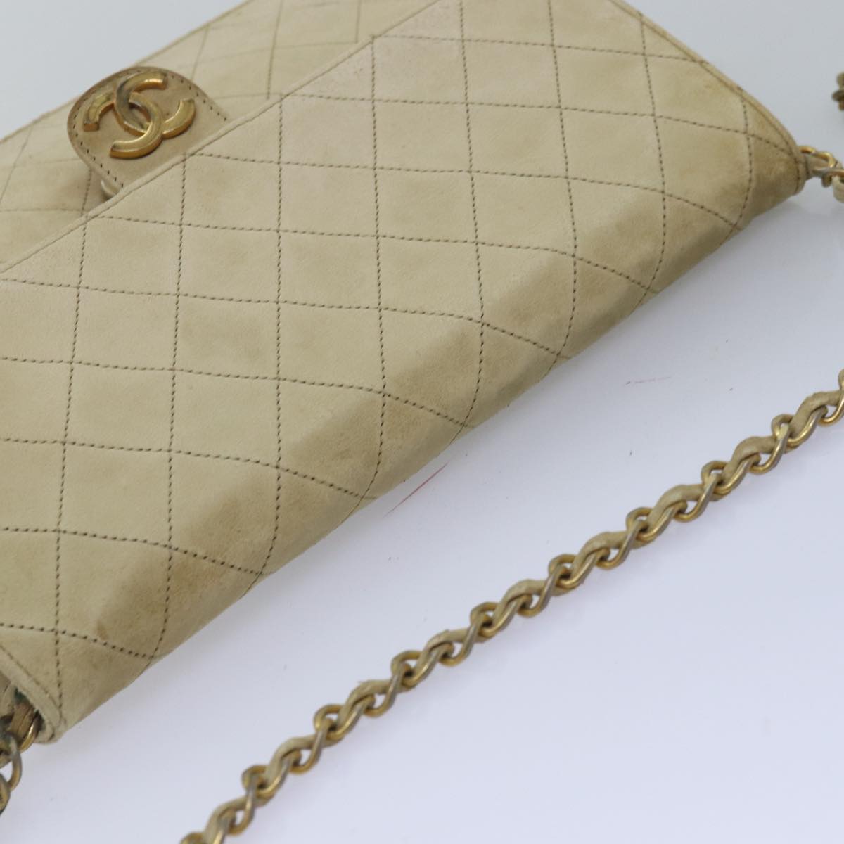 CHANEL Matelasse Chain Shoulder Bag Lamb Skin Beige CC Auth bs14909