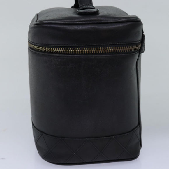 CHANEL Bicolole Vanity Cosmetic Pouch Leather Black CC Auth bs14966