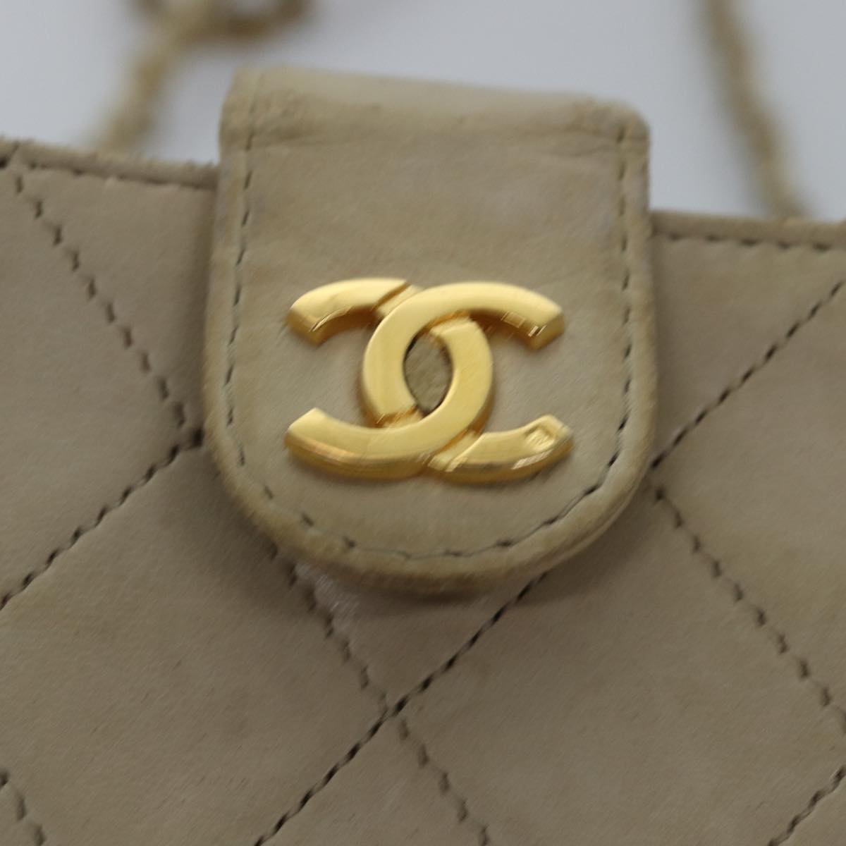 CHANEL Matelasse Chain Shoulder Bag Lamb Skin Beige CC Auth bs14983