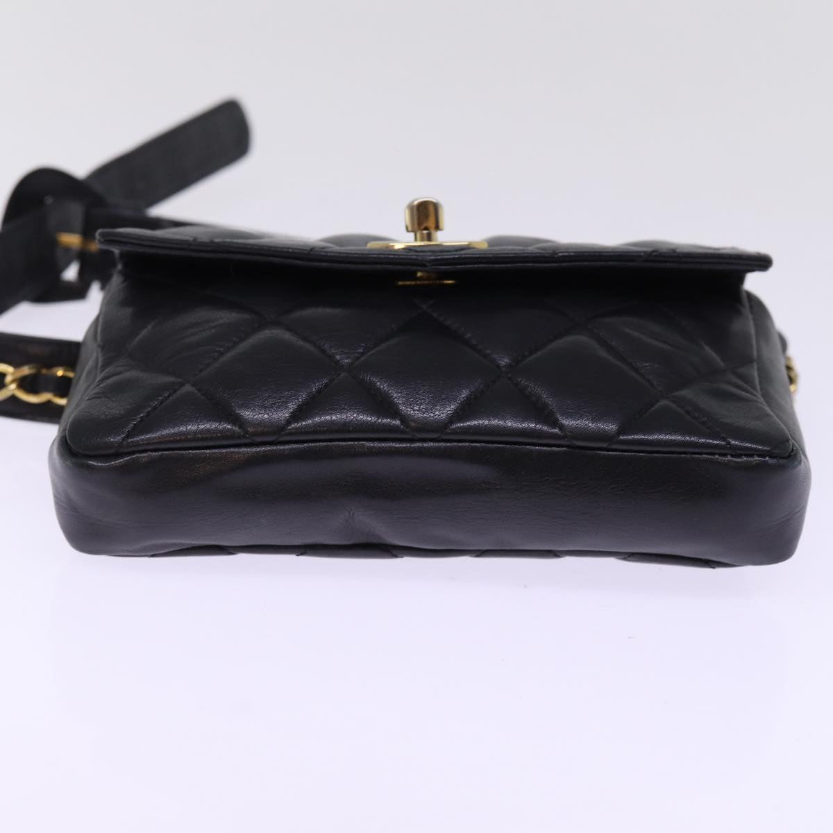 CHANEL Matelasse Waist bag Lamb Skin Black CC Auth bs15009