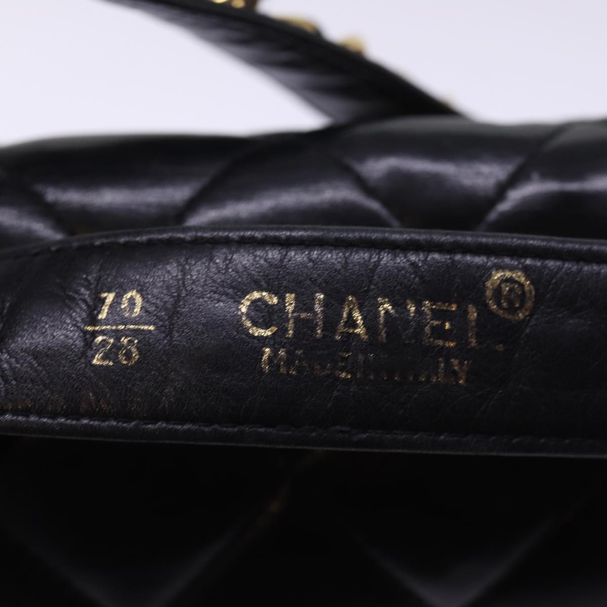 CHANEL Matelasse Waist bag Lamb Skin Black CC Auth bs15009