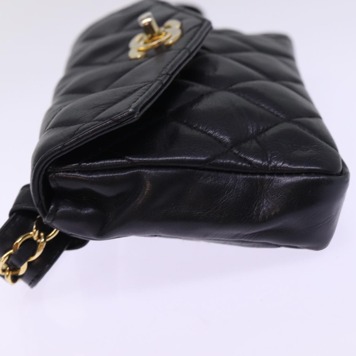 CHANEL Matelasse Waist bag Lamb Skin Black CC Auth bs15009