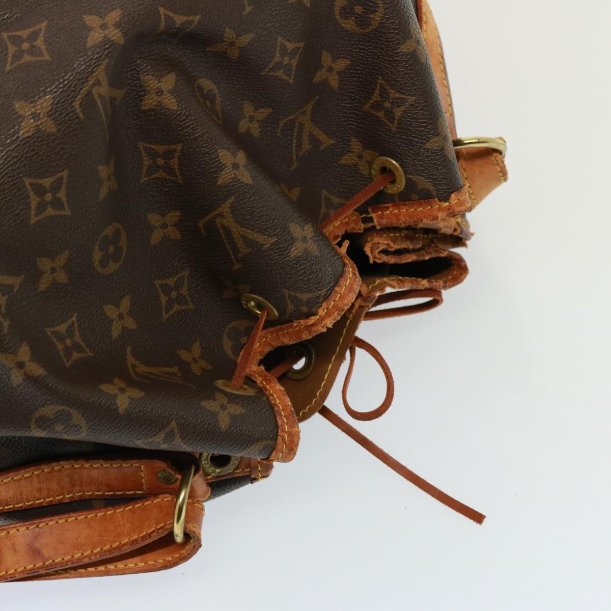 LOUIS VUITTON Monogram Noe Shoulder Bag M42224 LV Auth bs15072