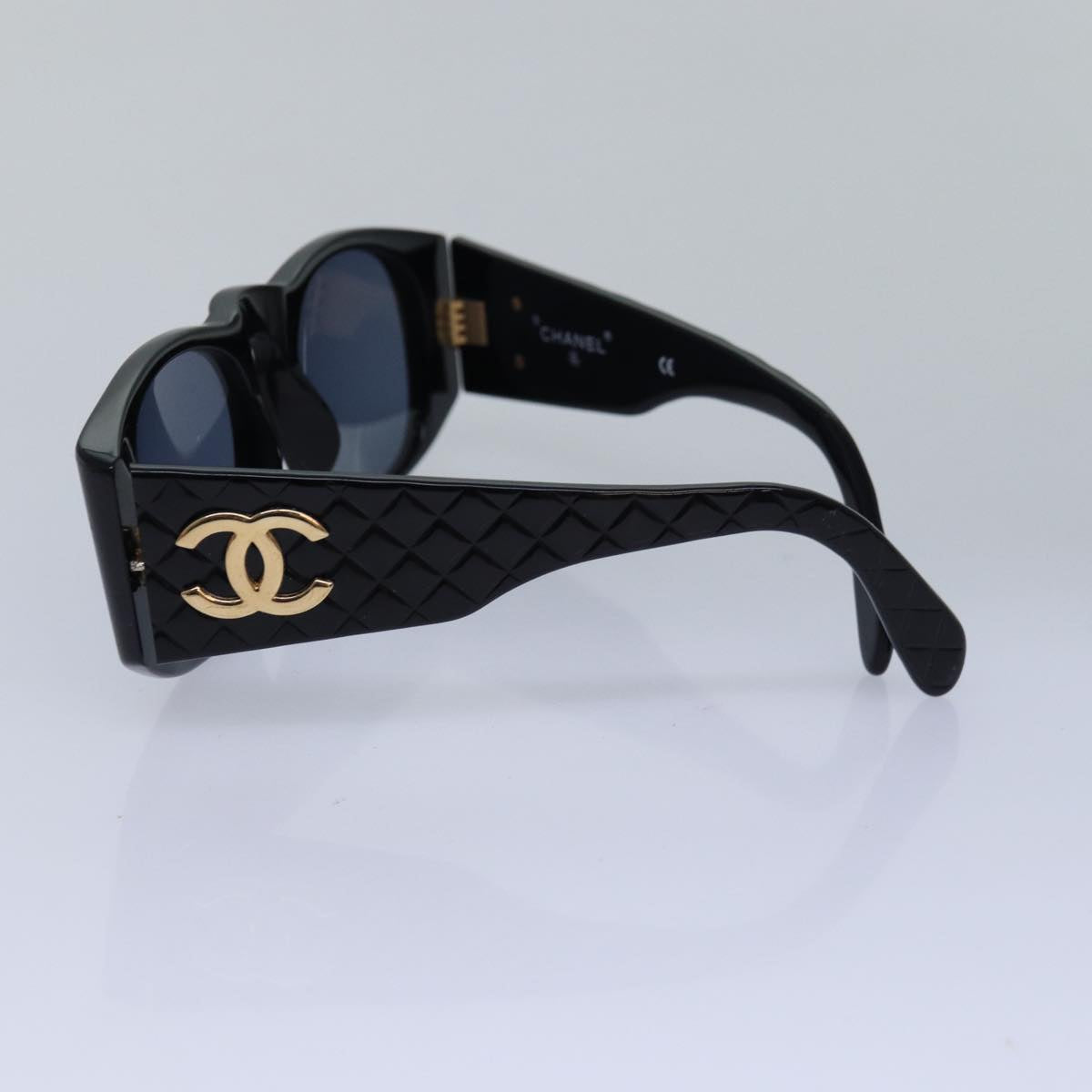 CHANEL Sunglasses plastic Black CC Auth bs15082