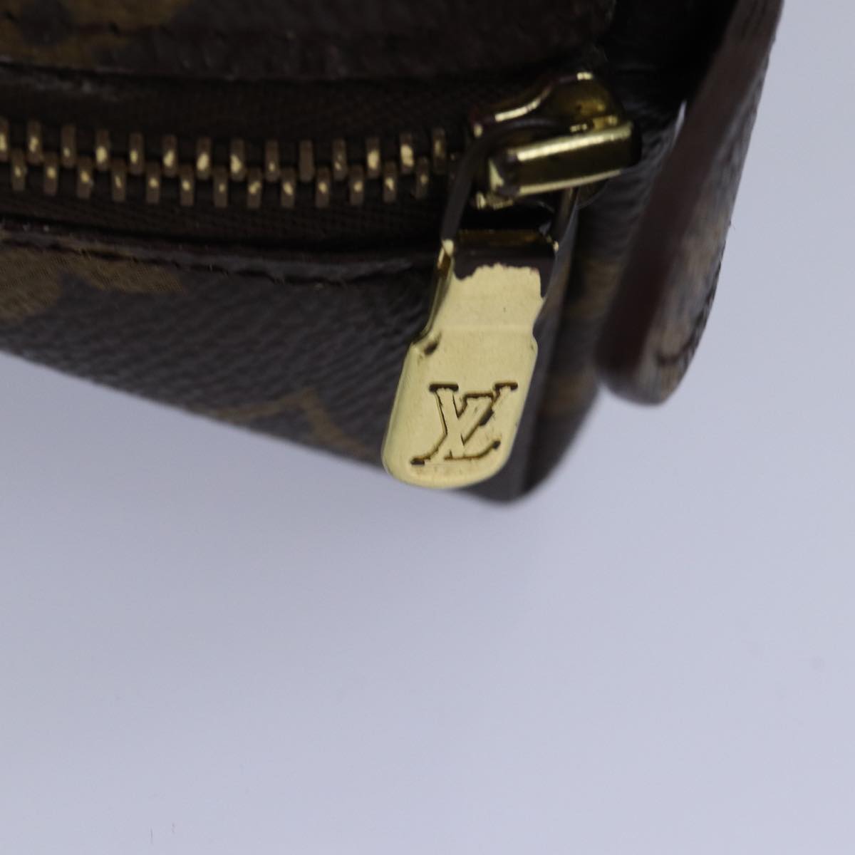 LOUIS VUITTON Monogram Trousse Demi Ronde Cosmetic Pouch M47520 LV Auth bs15147