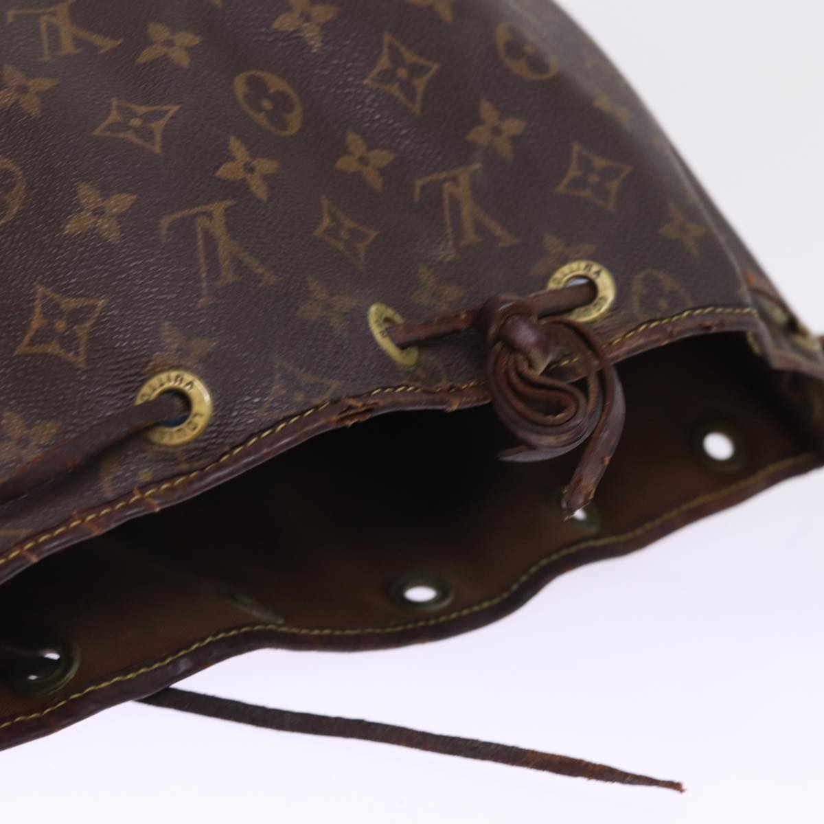 LOUIS VUITTON Monogram Noe Shoulder Bag M42224 LV Auth bs15187