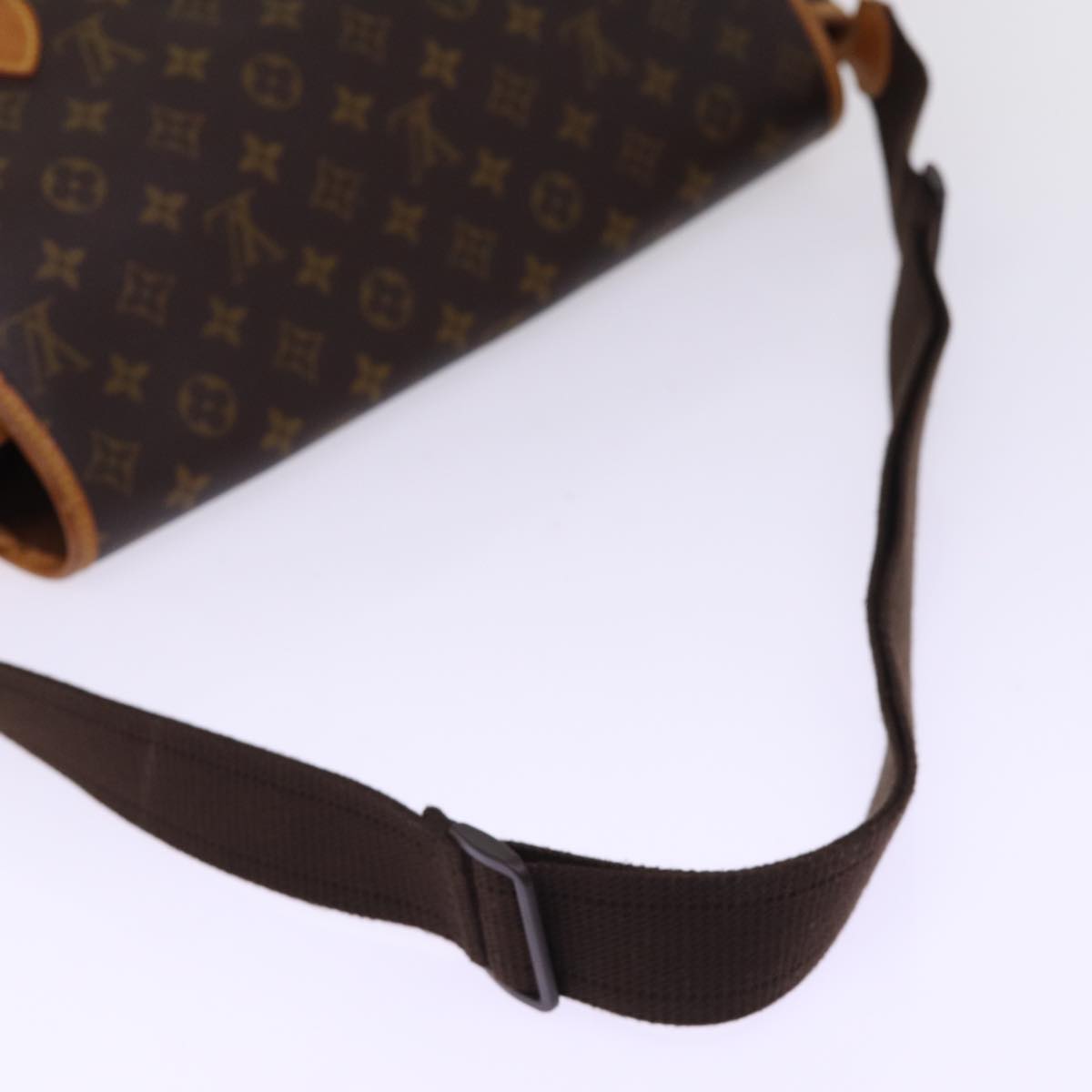 LOUIS VUITTON Monogram Gibeciere GM Shoulder Bag M42246 LV Auth bs15294