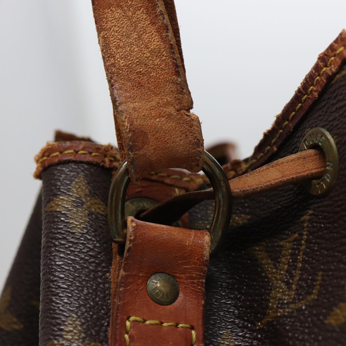 LOUIS VUITTON Monogram Petit Noe Shoulder Bag M42226 LV Auth bs15318