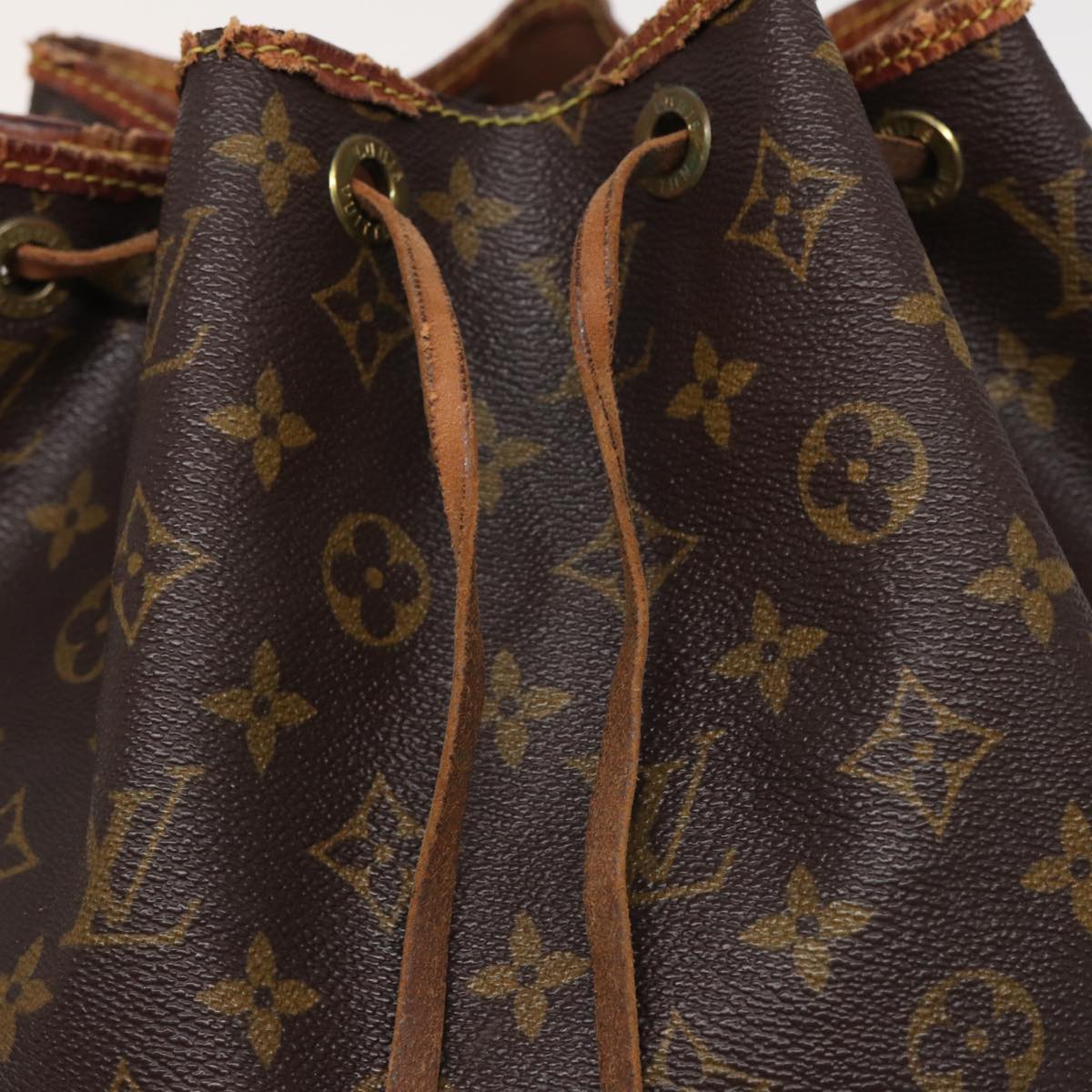 LOUIS VUITTON Monogram Petit Noe Shoulder Bag M42226 LV Auth bs15318