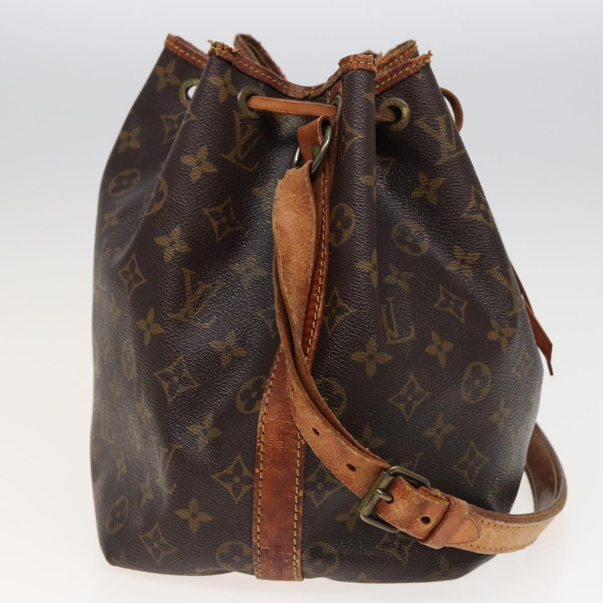 LOUIS VUITTON Monogram Petit Noe Shoulder Bag M42226 LV Auth bs15318