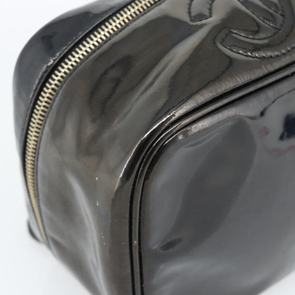CHANEL Vanity Cosmetic Pouch Patent leather Black CC Auth bs15339