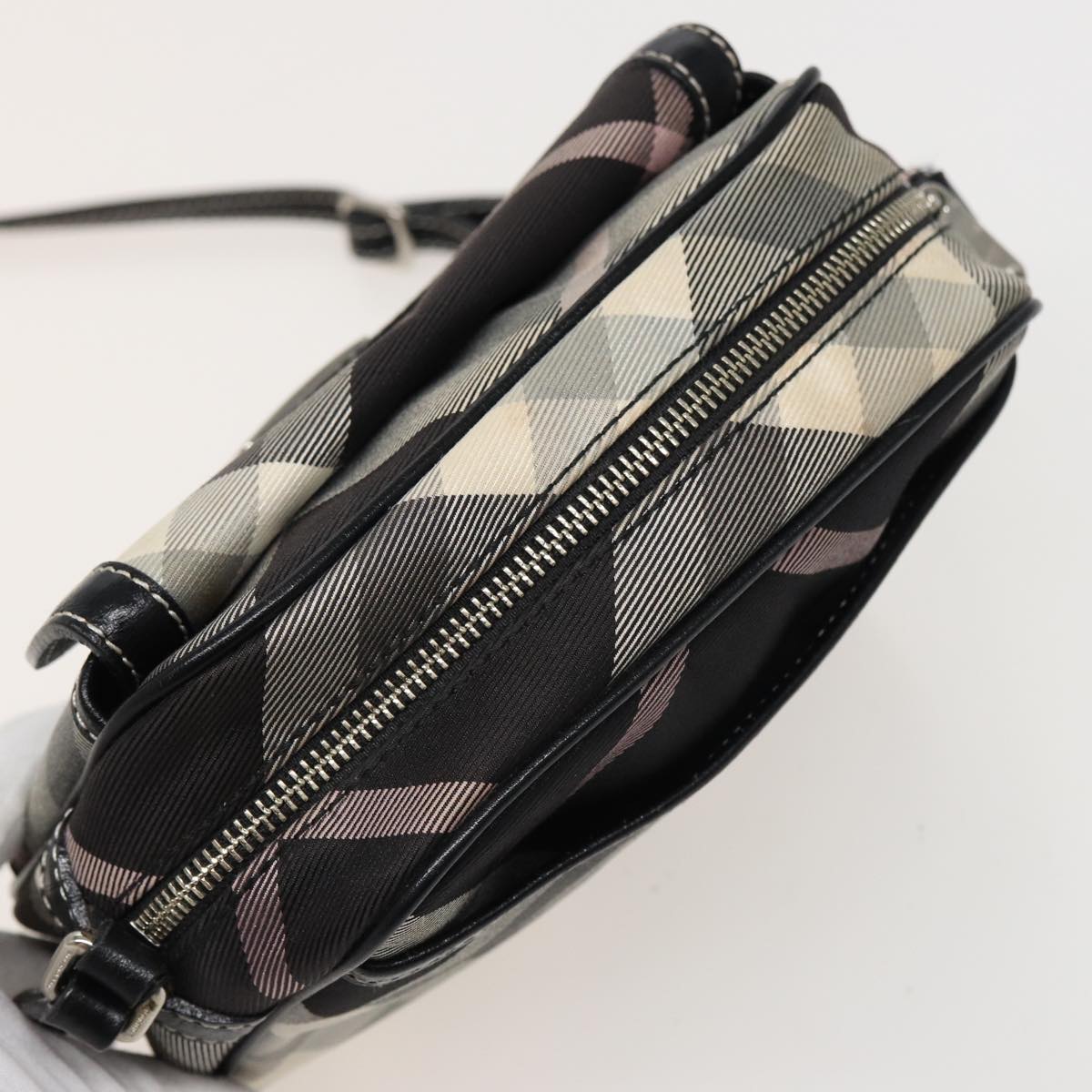 BURBERRY Nova Check Blue Label Shoulder Bag Nylon Black White pink Auth bs15354