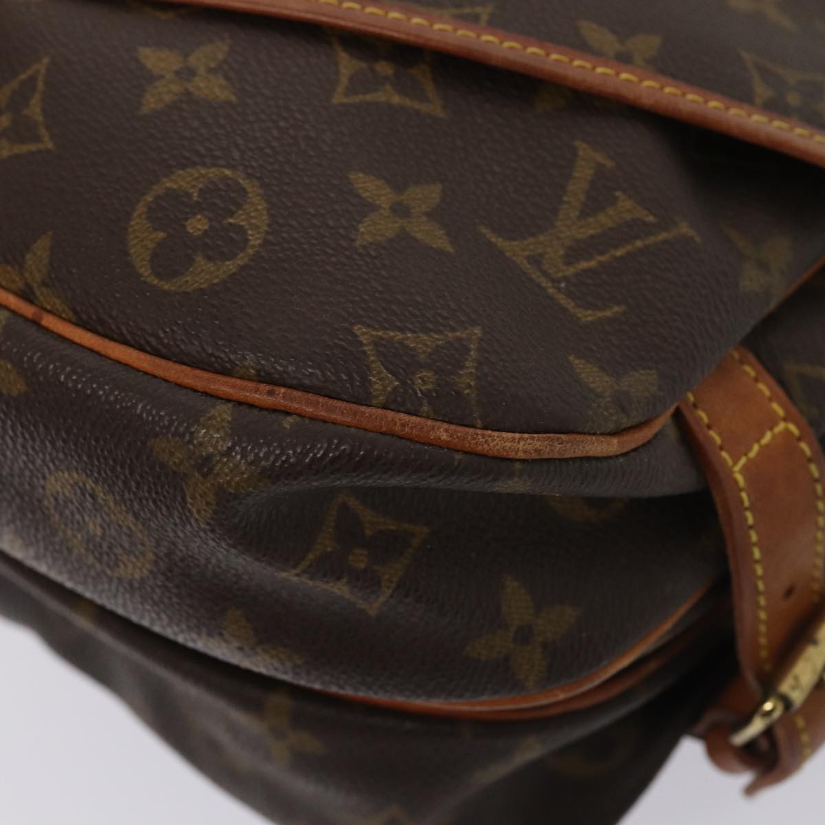 LOUIS VUITTON Monogram Saumur 30 Shoulder Bag M42256 LV Auth bs15389