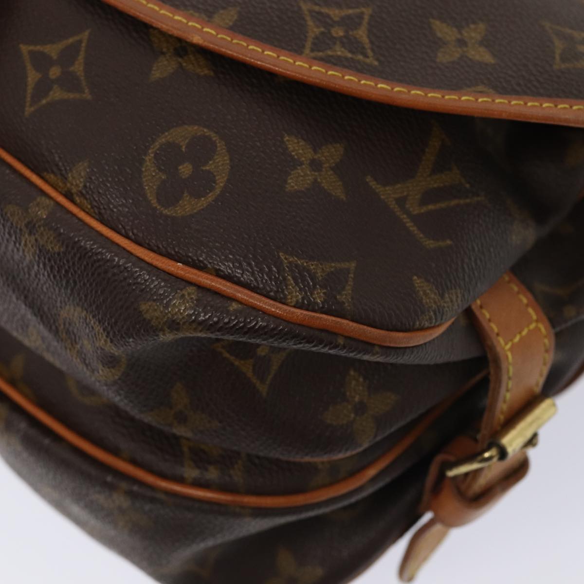 LOUIS VUITTON Monogram Saumur 30 Shoulder Bag M42256 LV Auth bs15389