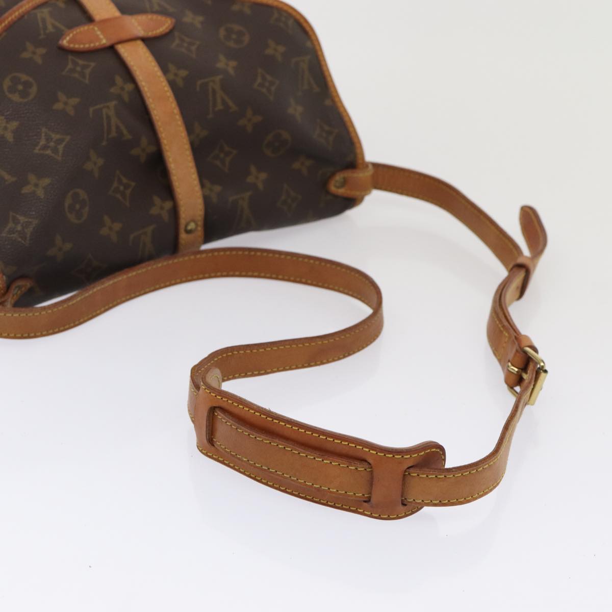 LOUIS VUITTON Monogram Saumur 30 Shoulder Bag M42256 LV Auth bs15389