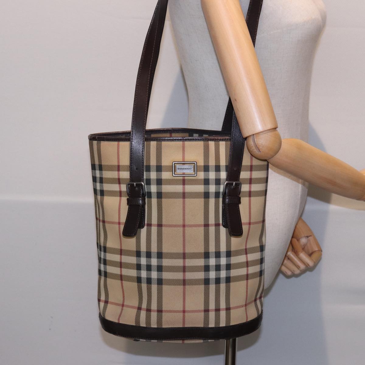 BURBERRY Nova Check Shoulder Bag Coated Canvas Beige Auth bs15396