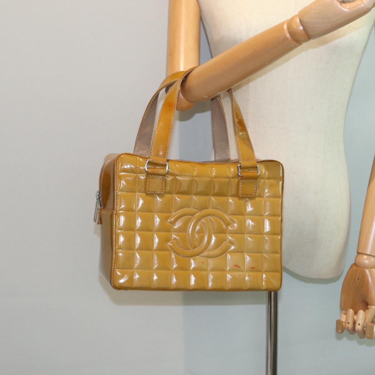 CHANEL Choco Bar Hand Bag Patent leather Yellow CC Auth bs15398