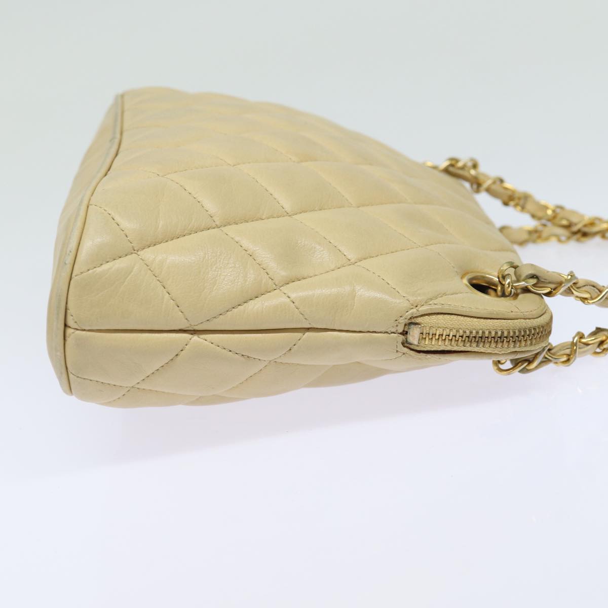 CHANEL Matelasse Chain Shoulder Bag Leather Beige CC Auth bs15440