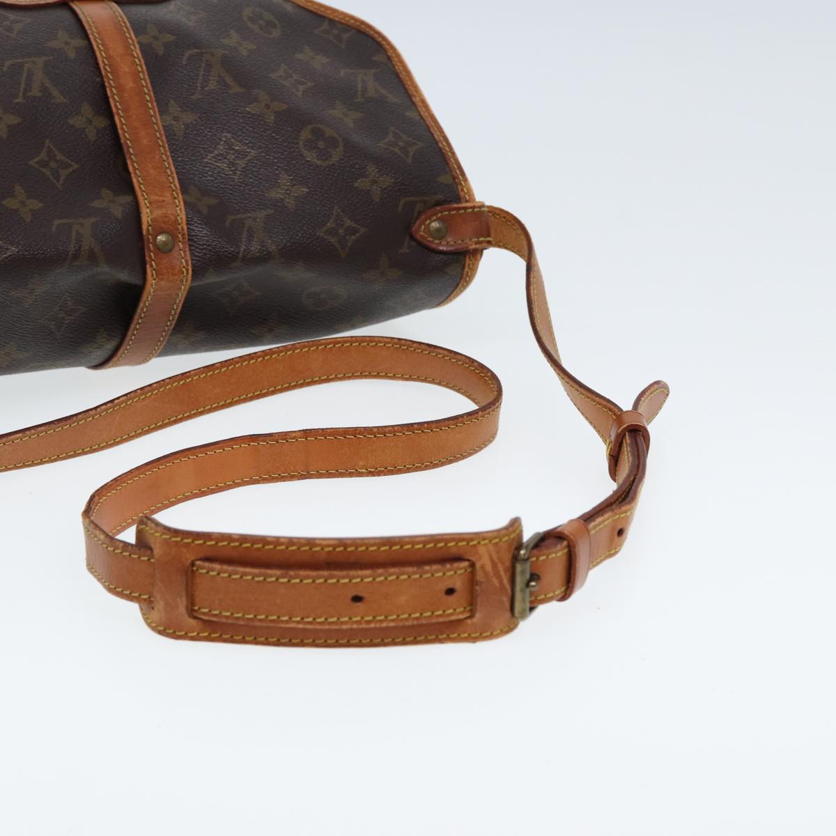 LOUIS VUITTON Monogram Saumur 30 Shoulder Bag M42256 LV Auth bs15517