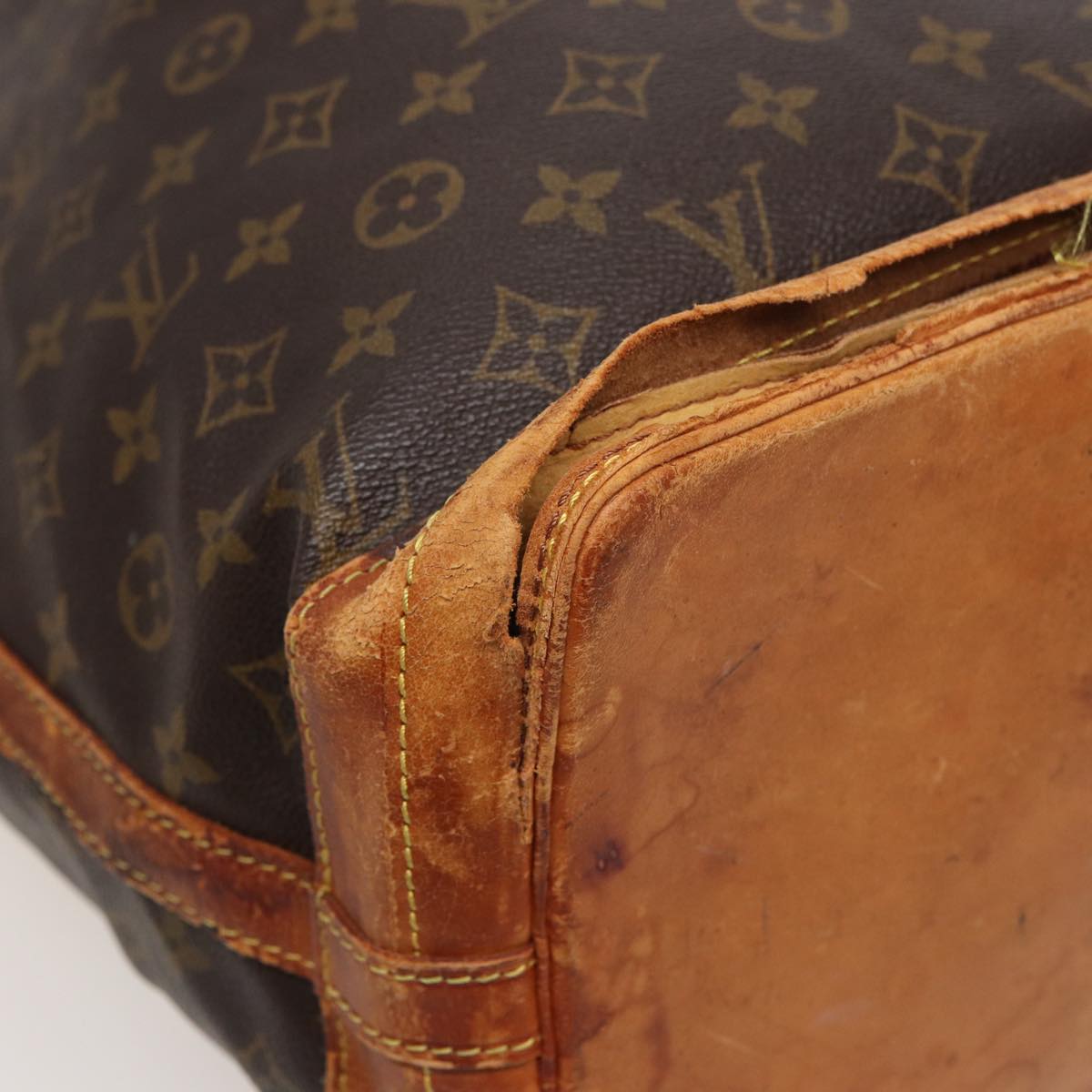 LOUIS VUITTON Monogram Noe Shoulder Bag M42224 LV Auth bs15520