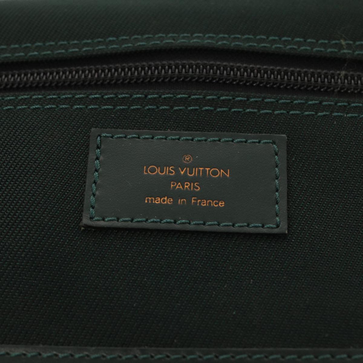 LOUIS VUITTON Taiga Portable Gibbechère Garment Cover Epicea M30694 Auth bs15538