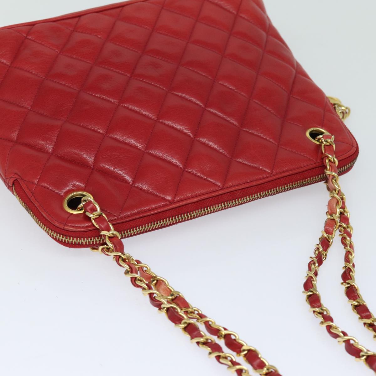 CHANEL Matelasse Chain Shoulder Bag Leather Red CC Auth bs15700