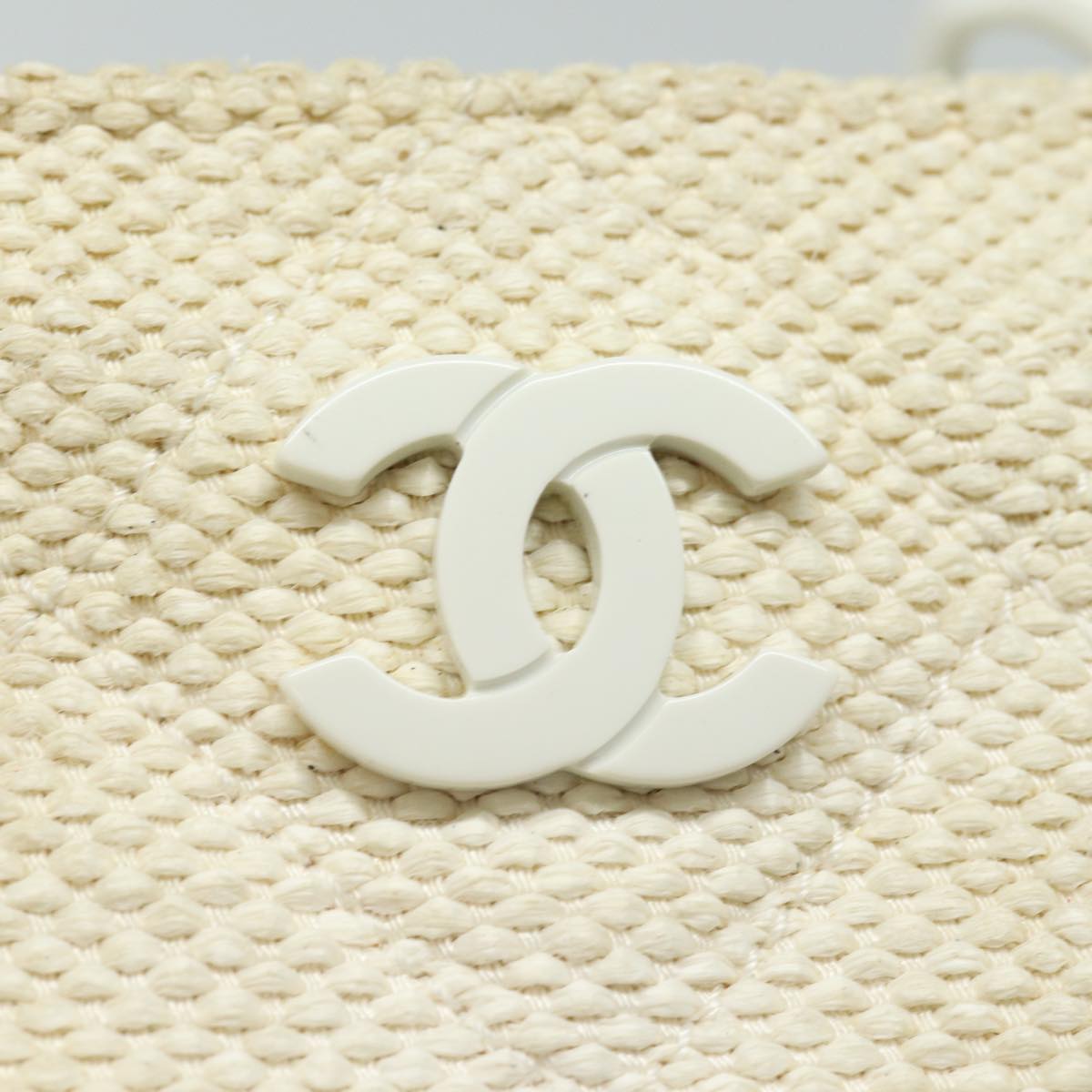 CHANEL Matelasse Chain Tote Bag Raffia White CC Auth bs15861