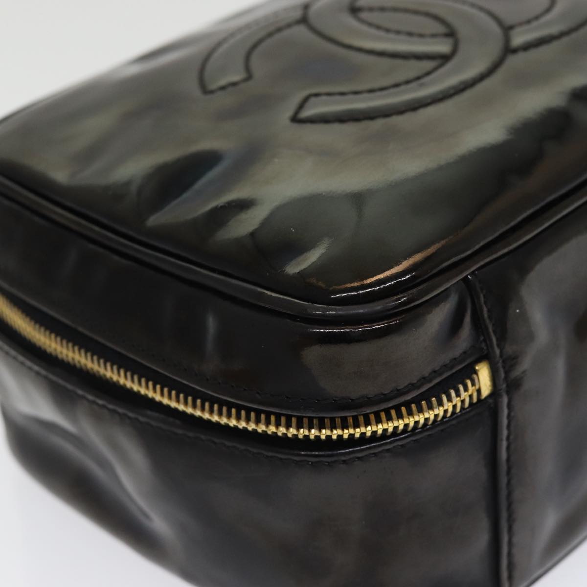 CHANEL COCO Mark Vanity Cosmetic Pouch Enamel Black CC Auth bs16068