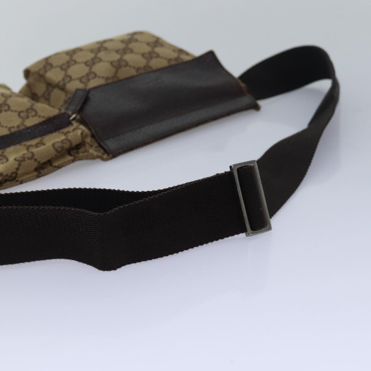 GUCCI GG Canvas Waist bag Beige 28566 Auth bs16083