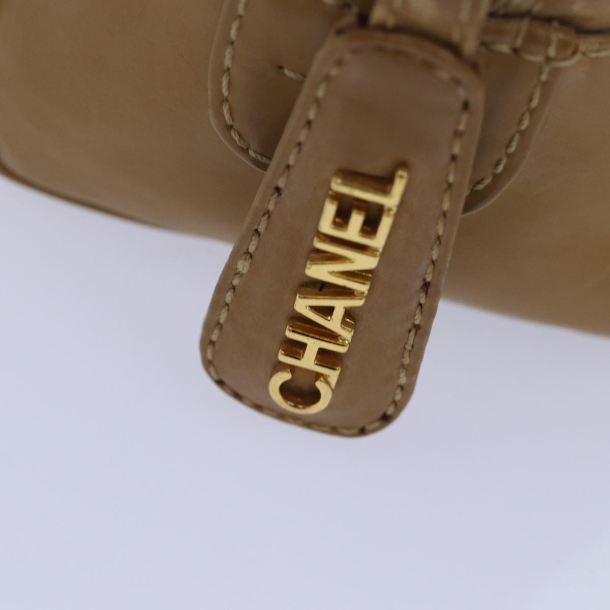 CHANEL Matelasse Pouch Enamel Beige CC Auth bs16140