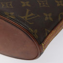 CHANEL Matelasse Pouch Enamel Beige CC Auth bs16140-12