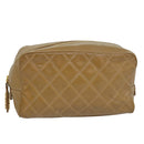 CHANEL Matelasse Pouch Enamel Beige CC Auth bs16140-1