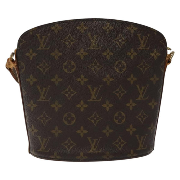 CHANEL Matelasse Pouch Enamel Beige CC Auth bs16140