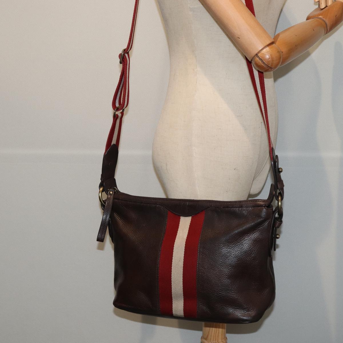 BALLY Shoulder Bag Leather Brown Red white Auth bs16242